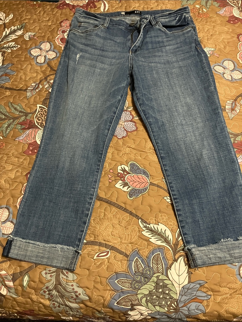 Kut from the Kloth Medium Blue Cropped Boyfriend Jeans